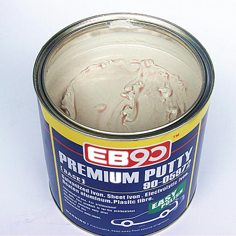 原子灰俗稱膩子，又稱不飽和聚酯樹脂膩子，英文名：Poly-Putty Base, 是發(fā)展較快的一種新型嵌填材料，能很好地附著在物體表面，并在干燥過程中不產生裂紋。 